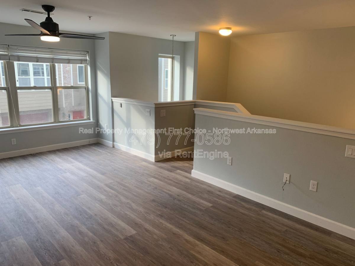 Condo for rent at 1866 N Scull Creek Dr, Fayetteville, AR 72703