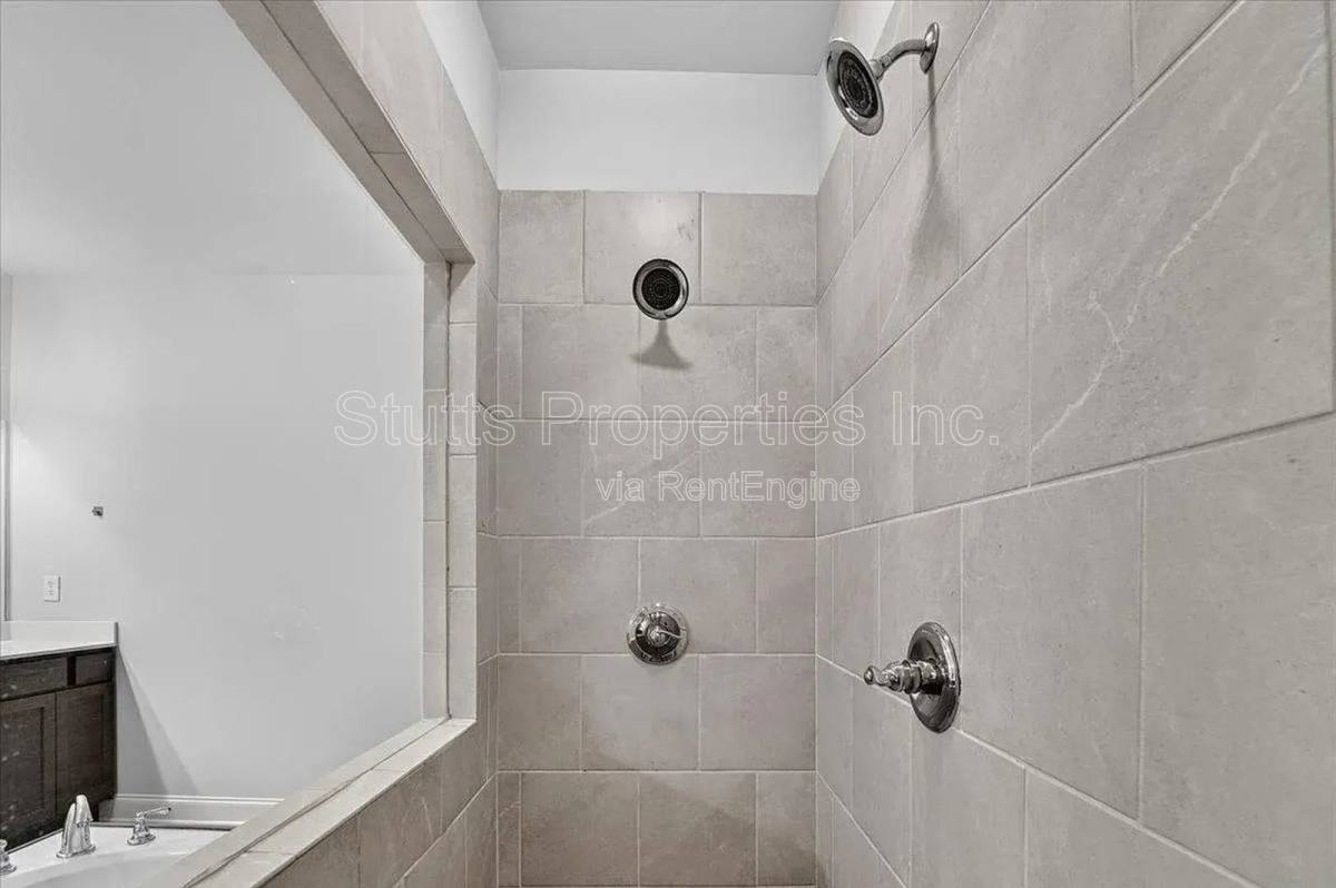 Apartment for rent at 40 Astoria Lane SE, Gurley, AL 35748