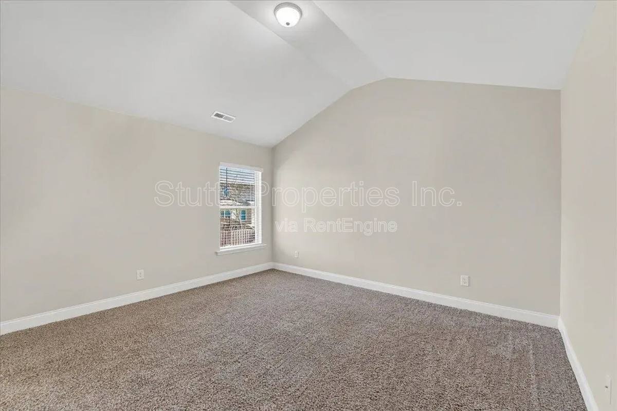 Apartment for rent at 40 Astoria Lane SE, Gurley, AL 35748