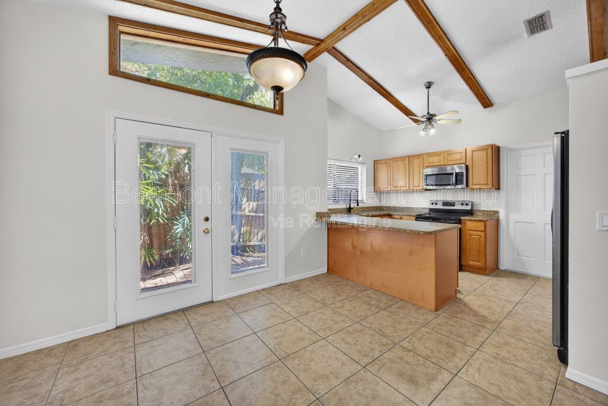 Apartment for rent at 1146 Western Way, Orlando, FL 32804
