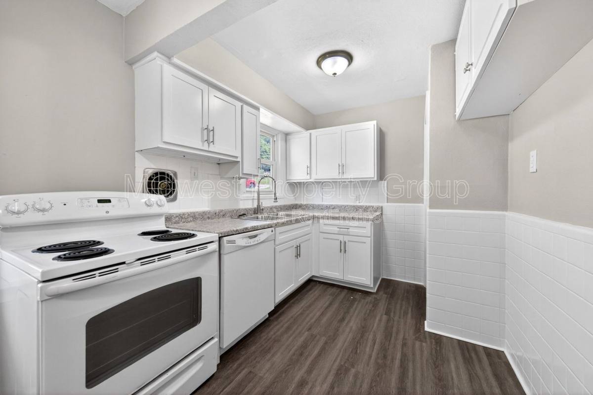 House for rent at 10066 Dorothy Ave, Saint Louis, MO 63137