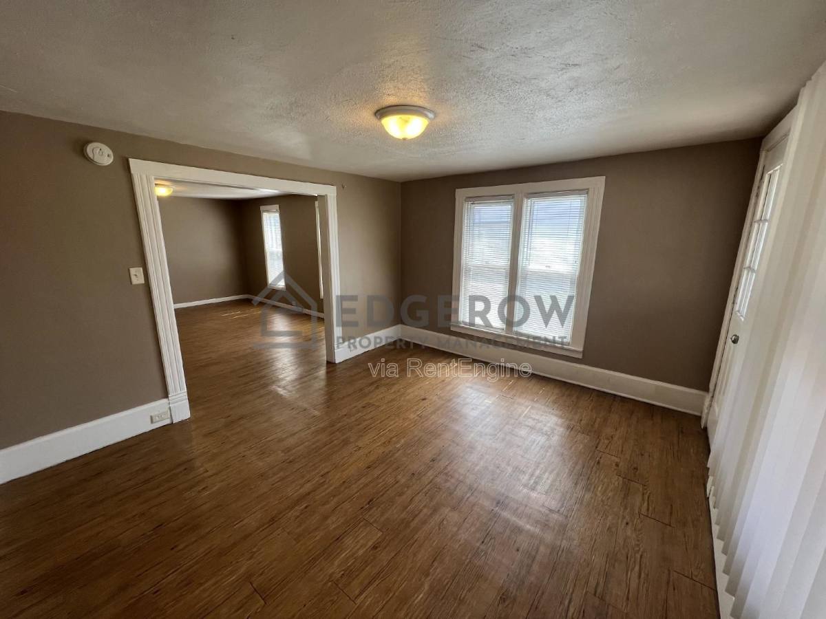 Apartment for rent at 1220 Hamilton Ave NW #2, Grand Rapids, MI 49504