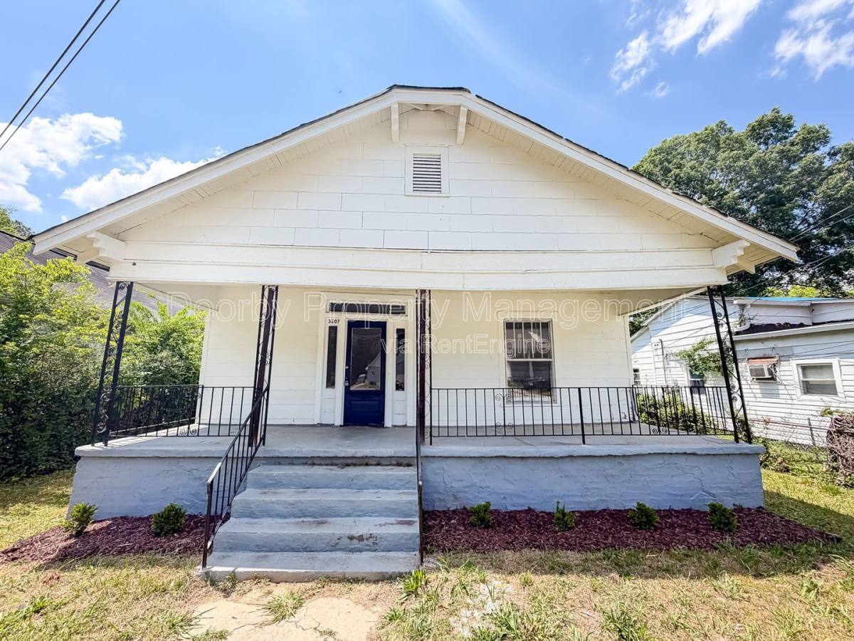 House for rent at 3207 Curtis St, Chattanooga, TN 37406