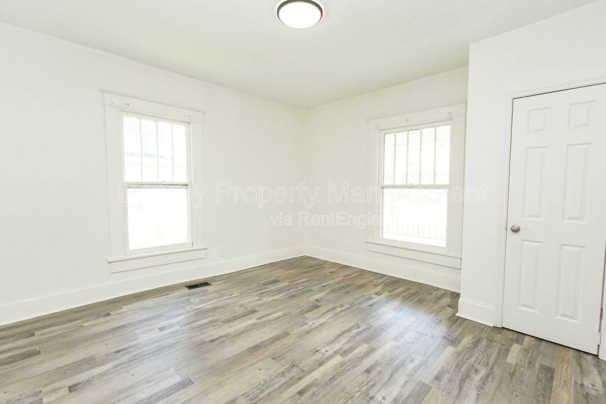 House for rent at 3207 Curtis St, Chattanooga, TN 37406