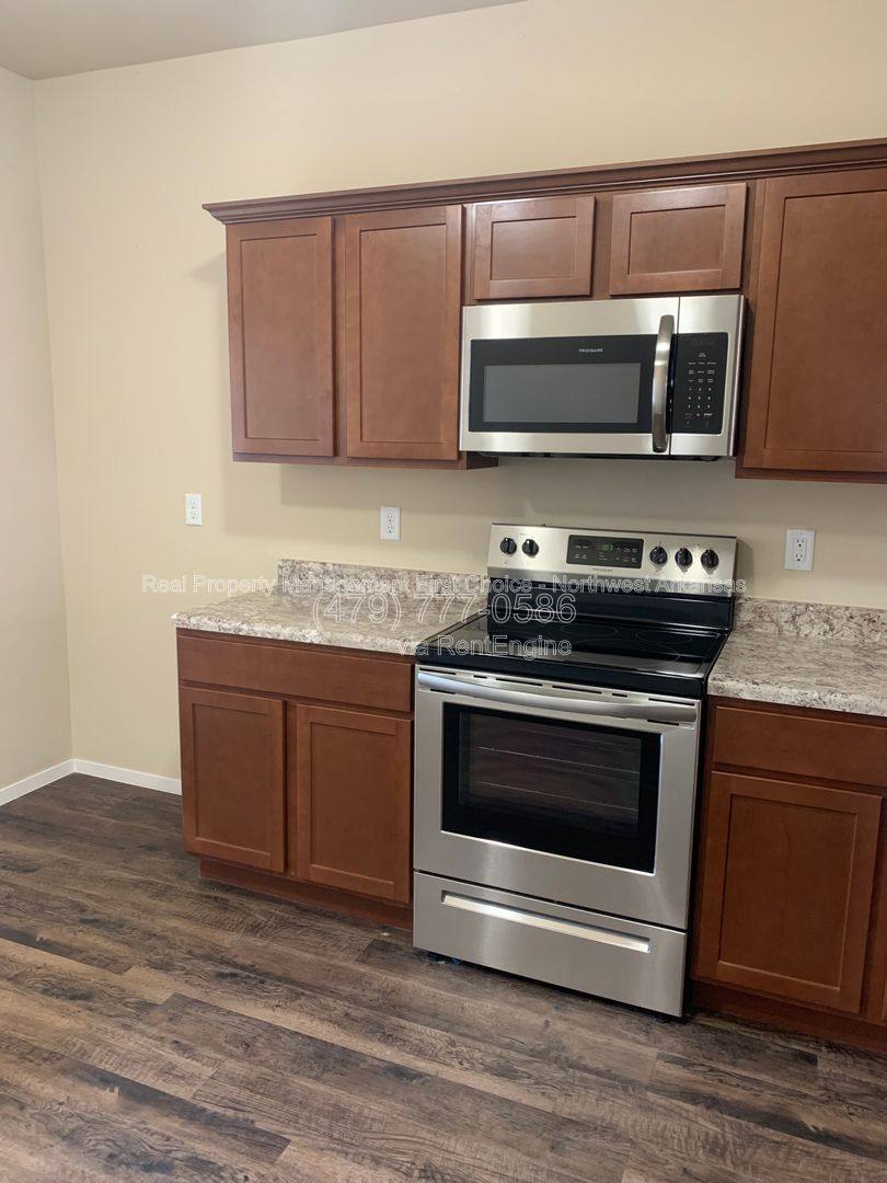 House for rent at 4401 SW Gallatine Ave, Bentonville, AR 72713