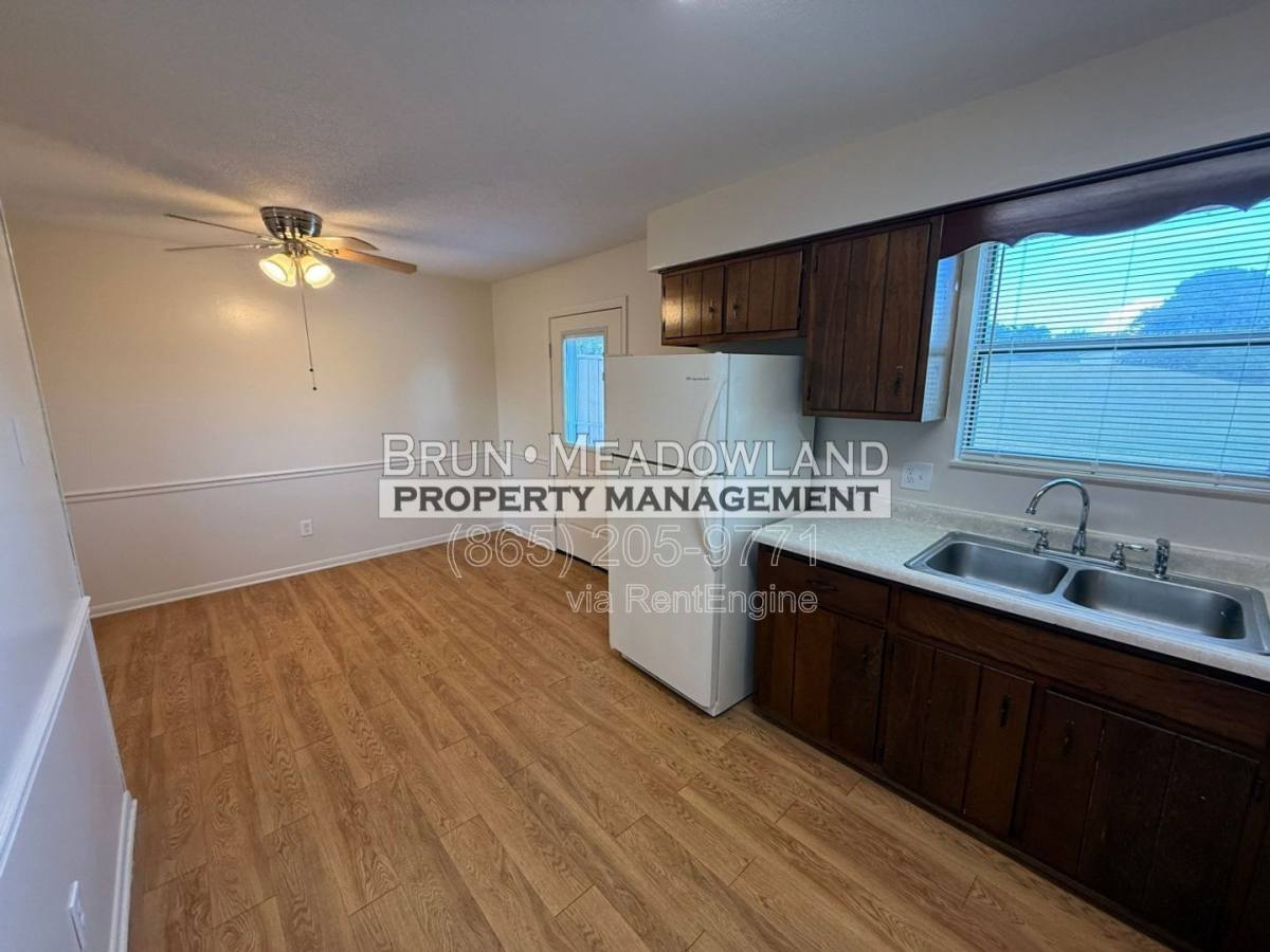 Apartment for rent at 3708 Moss Lane #B, Louisville, TN 37777