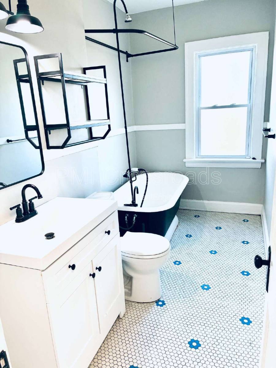 Apartment for rent at 9709 Loretta Ave #6, Cleveland, OH 44102
