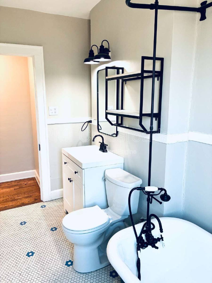 Apartment for rent at 9709 Loretta Ave #6, Cleveland, OH 44102