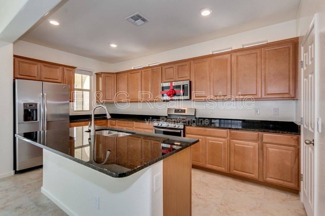 House for rent at 3210 S Mingus Dr, Chandler, AZ 85286