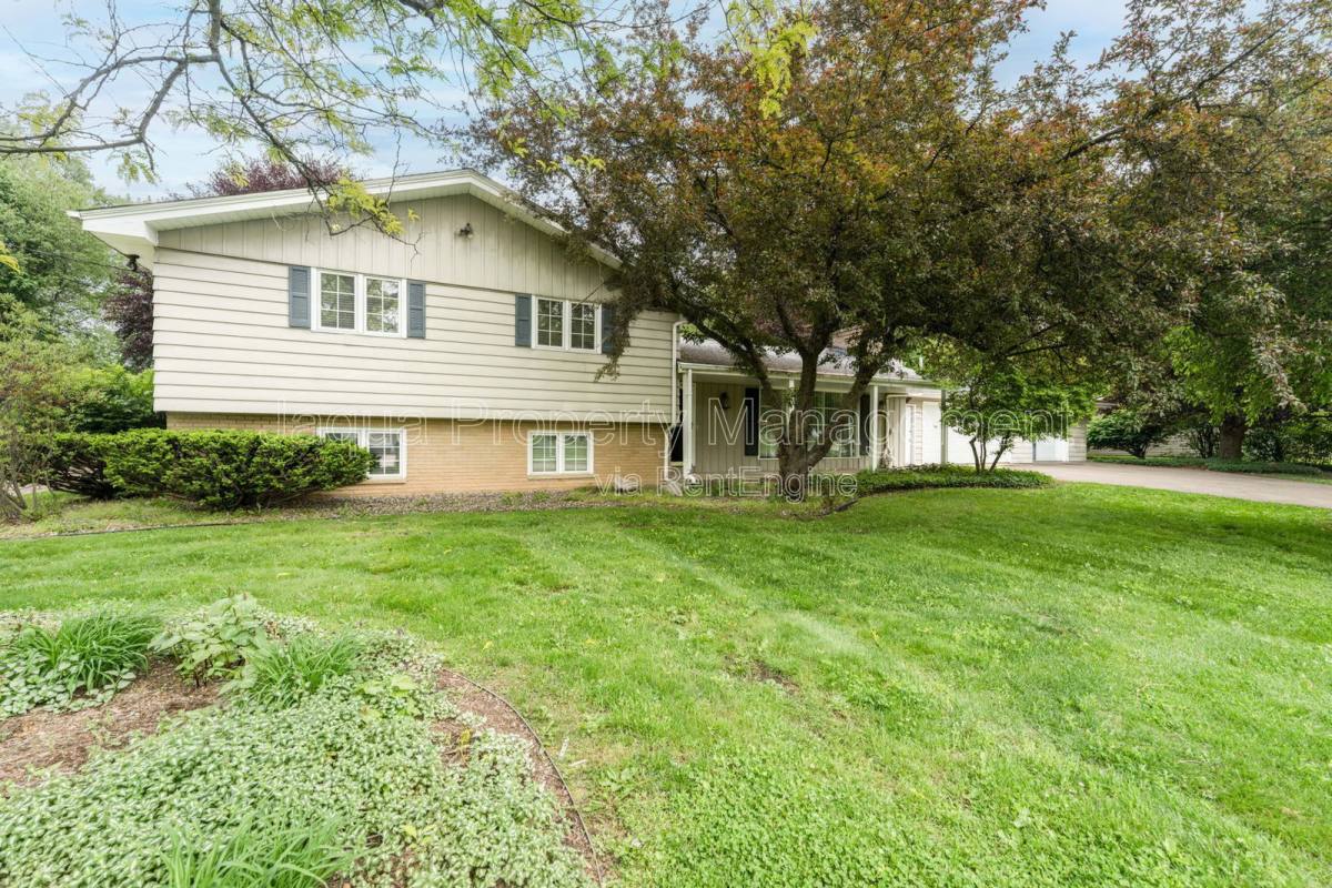 House for rent at 4420 Croyden Ave, Kalamazoo, MI 49006