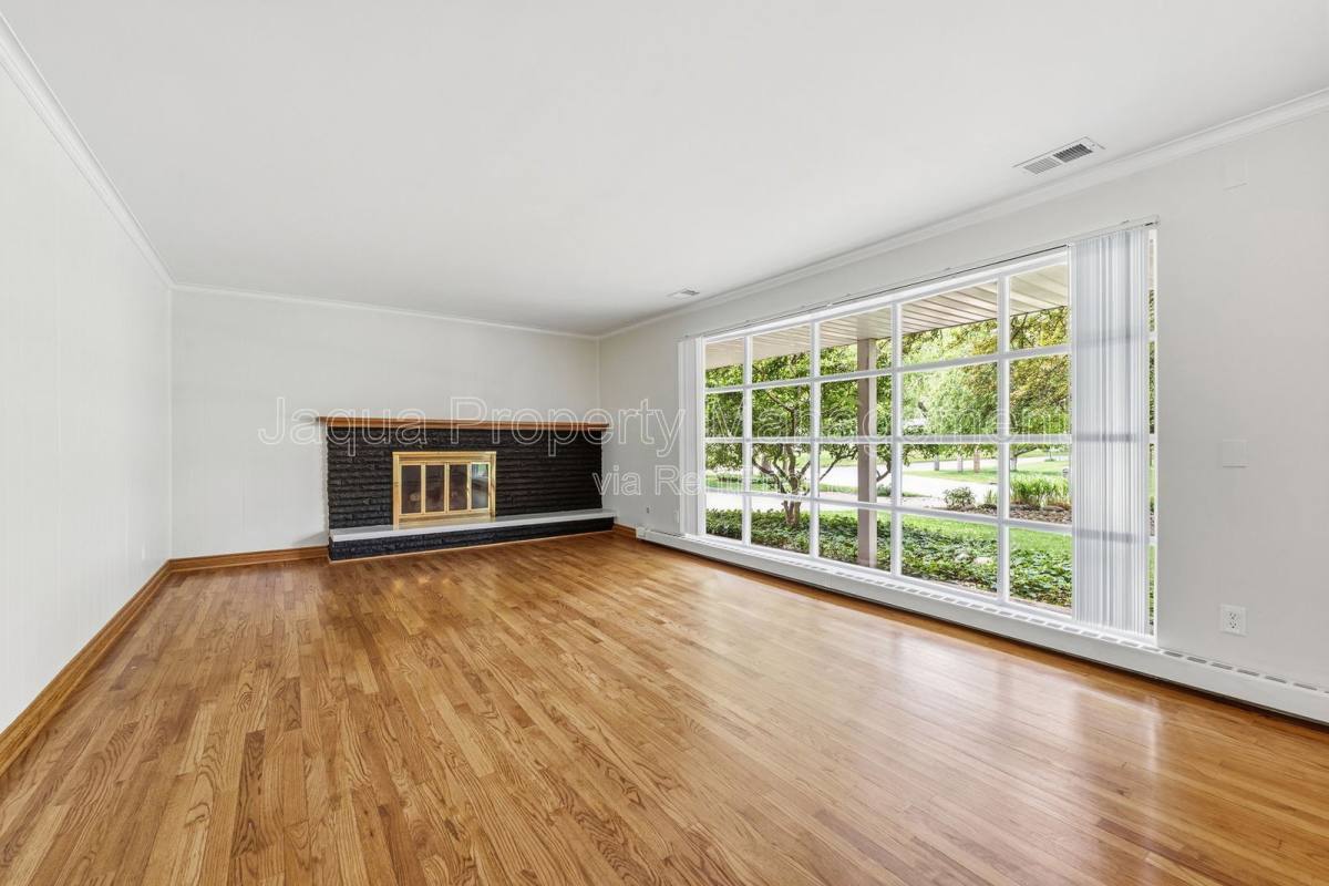 House for rent at 4420 Croyden Ave, Kalamazoo, MI 49006