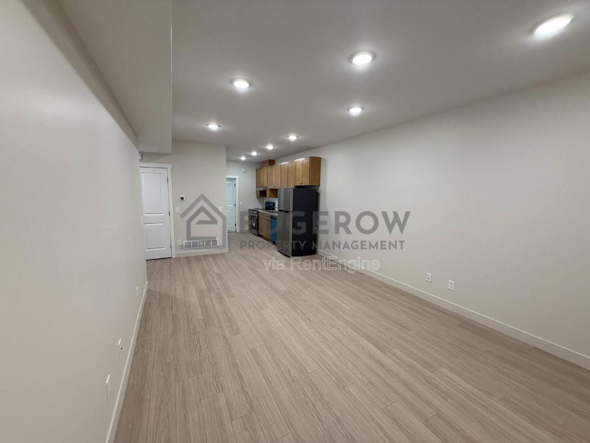 Apartment for rent at 1014 Lafayette Ave SE #1, Grand Rapids, MI 49507