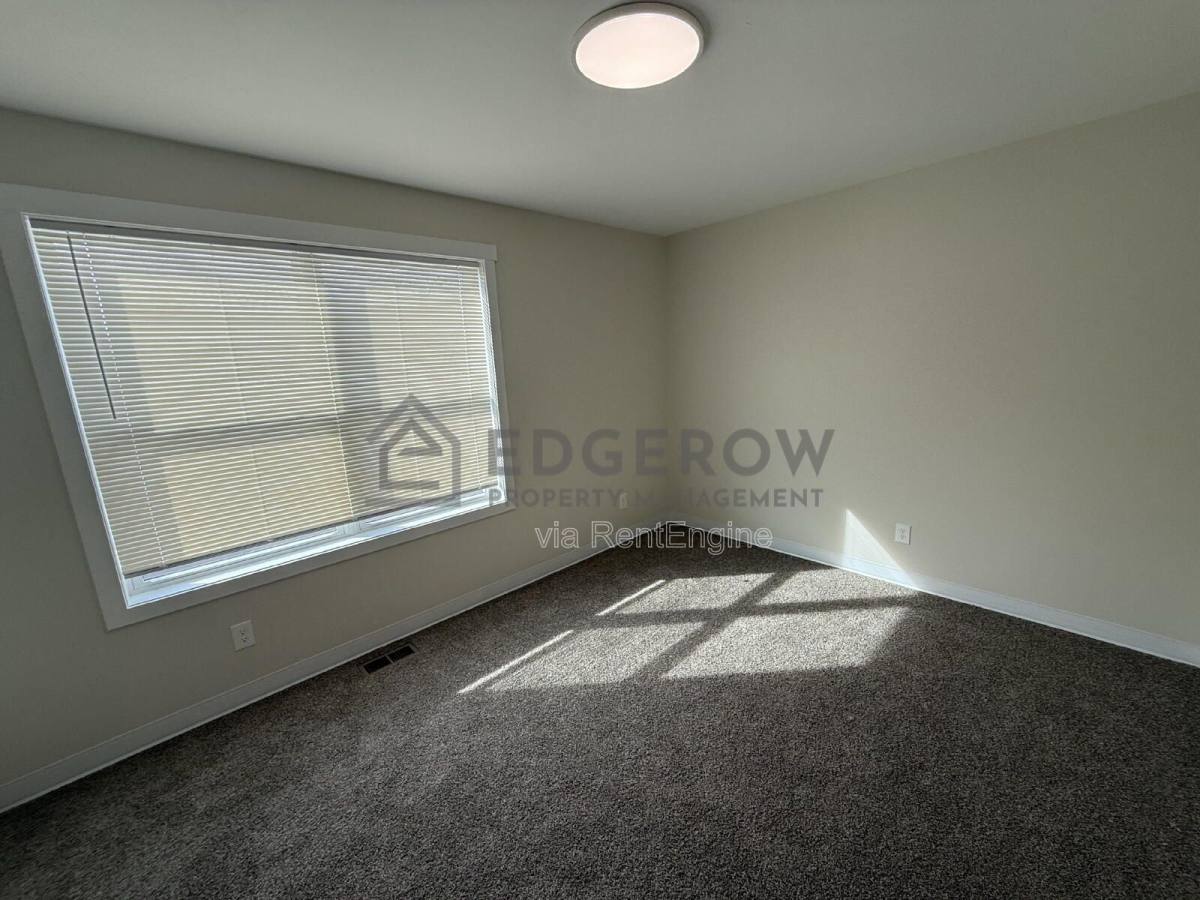 Apartment for rent at 1014 Lafayette Ave SE #2, Grand Rapids, MI 49507