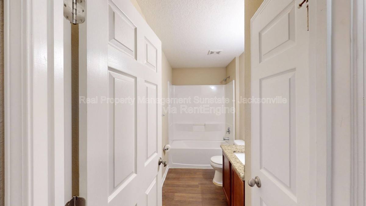House for rent at 711 Cahoon Rd N, Jacksonville, FL 32220