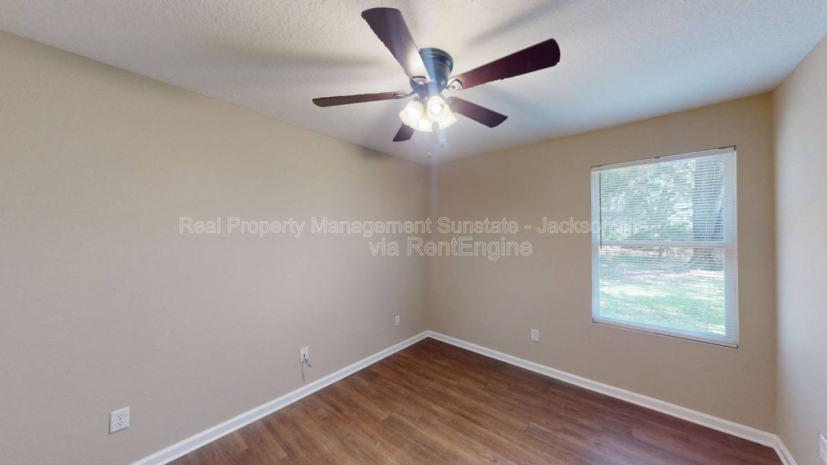 House for rent at 711 Cahoon Rd N, Jacksonville, FL 32220