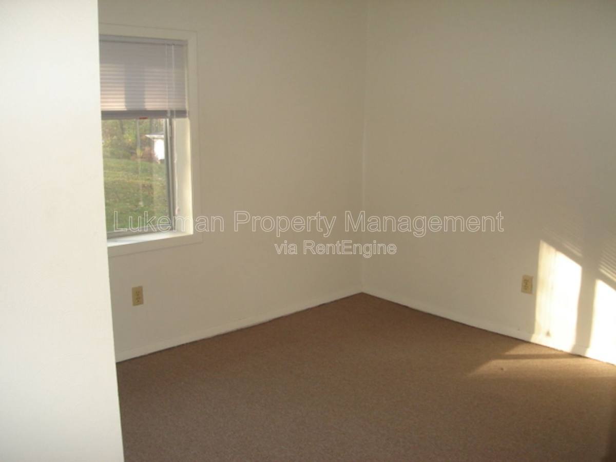 Apartment for rent at 6314 E Jk Ave, Kalamazoo, MI 49048