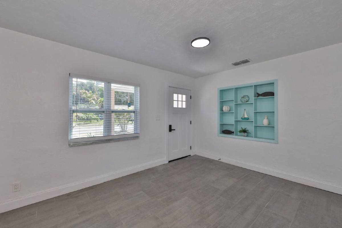 House for rent at 5540 59th St N, Saint Petersburg, FL 33709