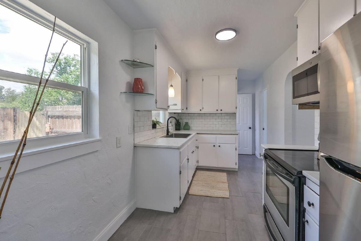 House for rent at 5540 59th St N, Saint Petersburg, FL 33709
