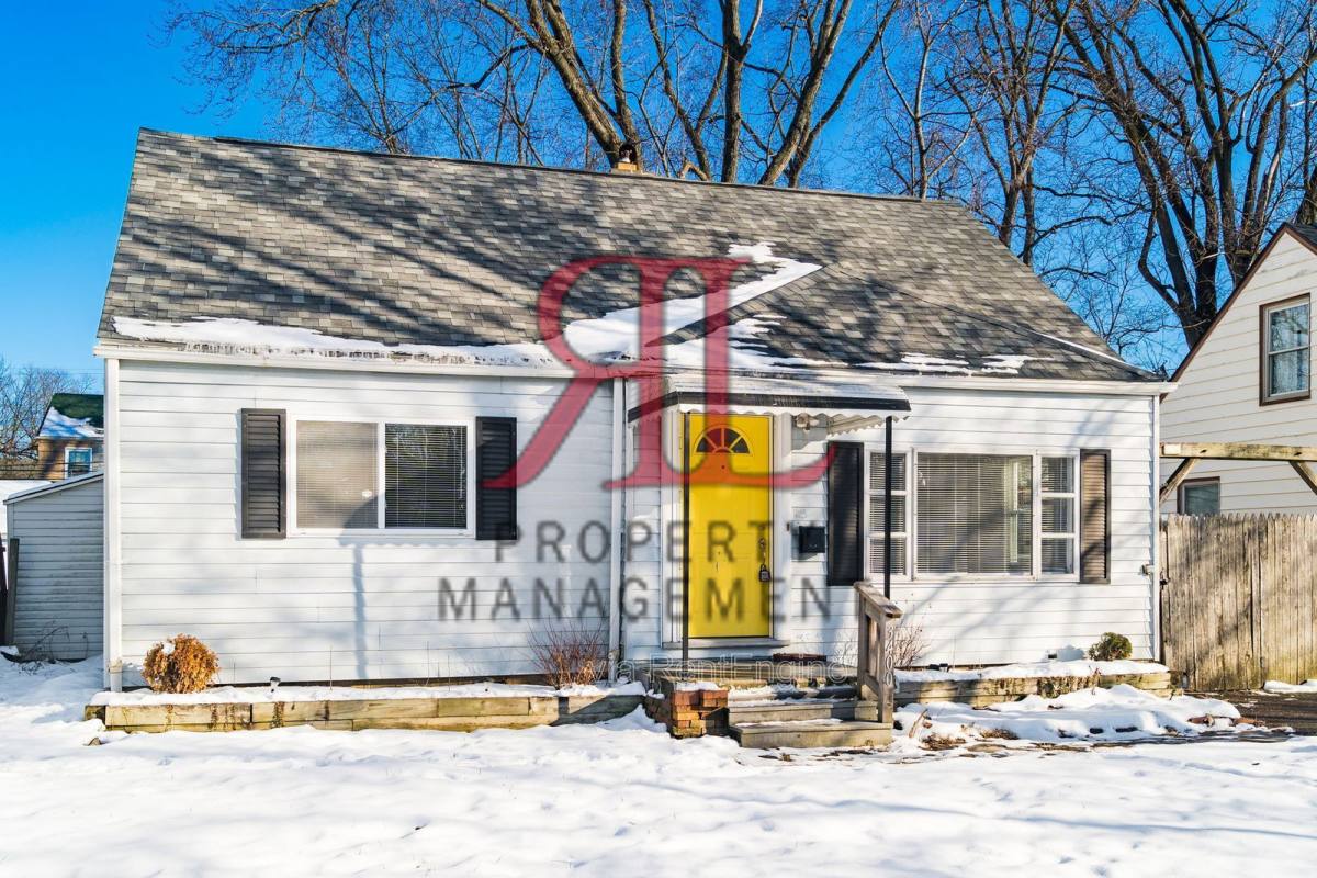 Apartment for rent at 3400 Eisenhower Rd, Columbus, OH 43224