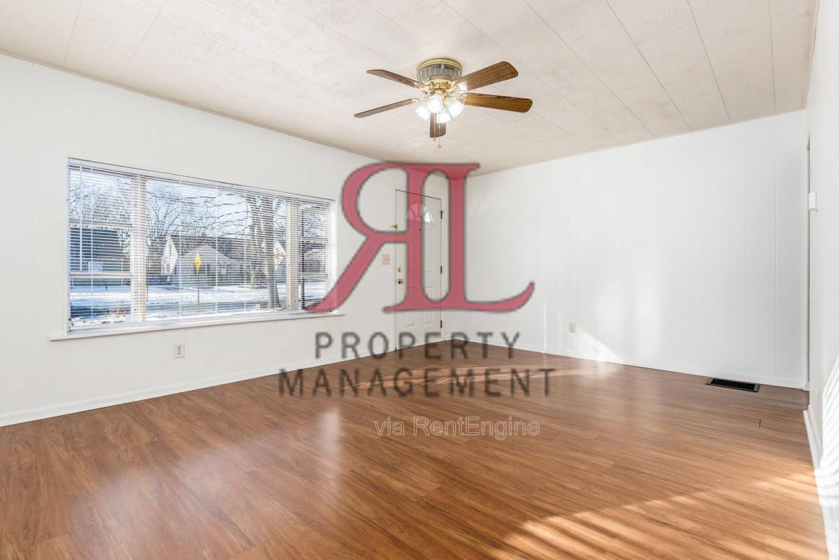 Apartment for rent at 3400 Eisenhower Rd, Columbus, OH 43224