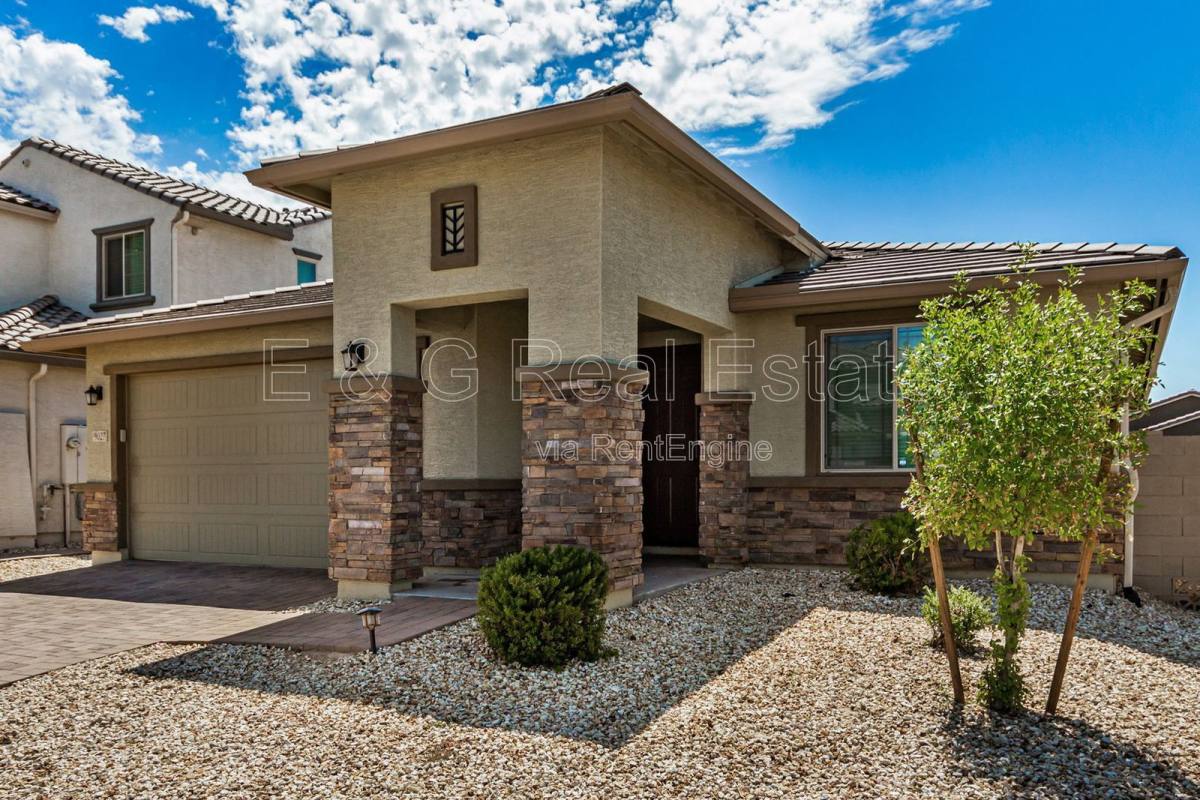House for rent at 9027 W Missouri Ave, Glendale, AZ 85305