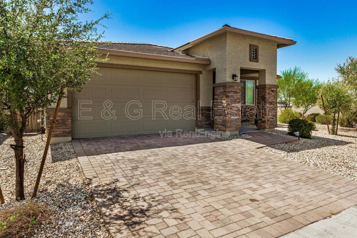 House for rent at 9027 W Missouri Ave, Glendale, AZ 85305