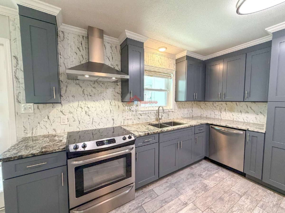 House for rent at 220 Cordoba St, Gulf Breeze, FL 32561