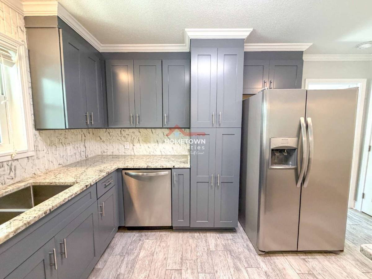 House for rent at 220 Cordoba St, Gulf Breeze, FL 32561