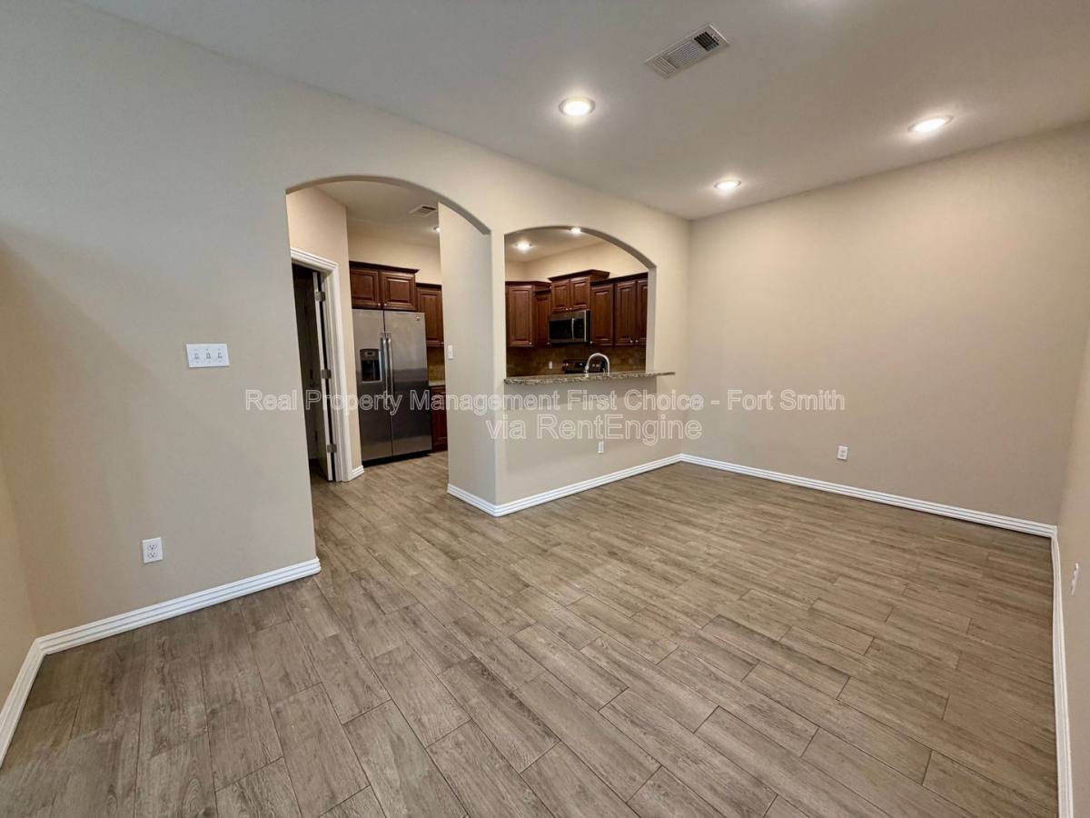 Townhouse for rent at 9817 Mylea Circle, Fort Smith, AR 72916