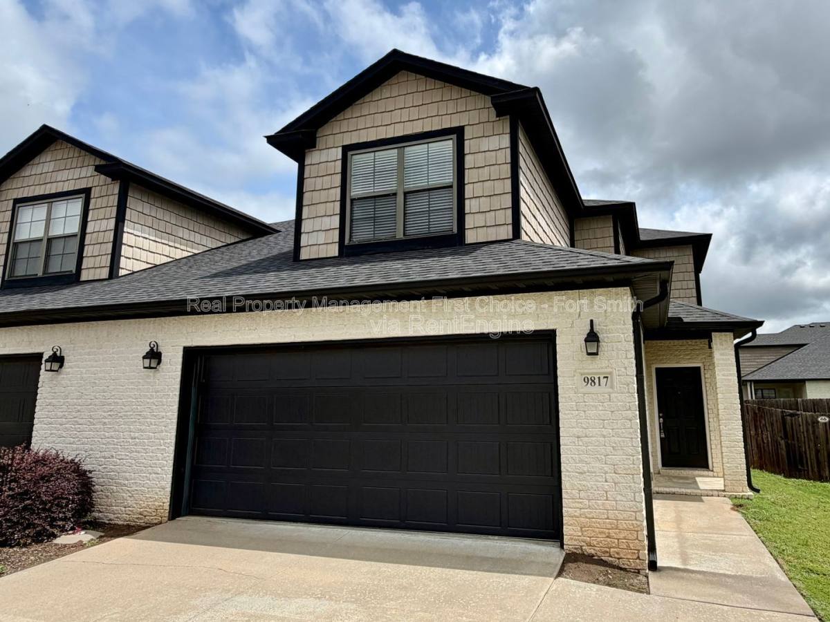 Townhouse for rent at 9817 Mylea Circle, Fort Smith, AR 72916
