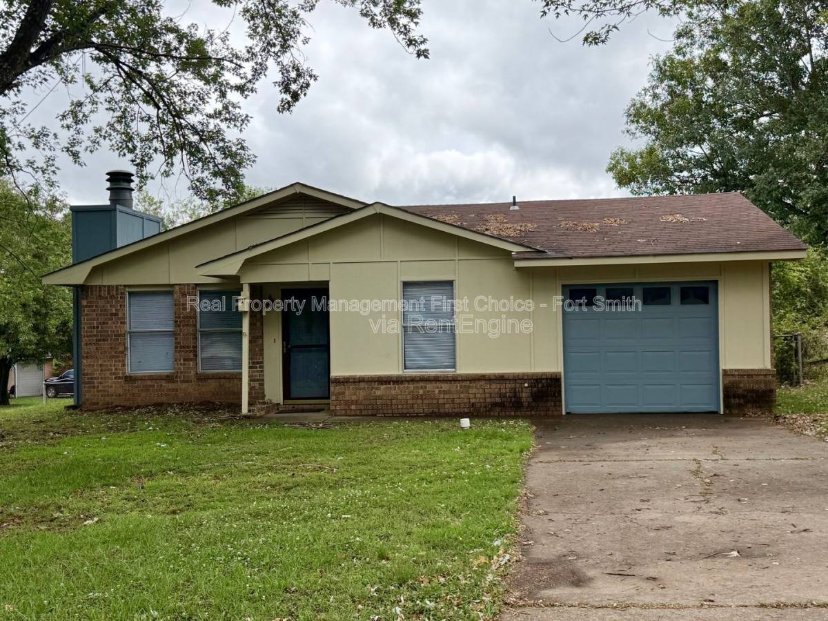House for rent at 1512 14th Circle, Barling, AR 72923
