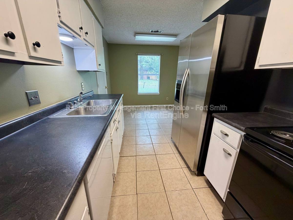 House for rent at 1512 14th Circle, Barling, AR 72923