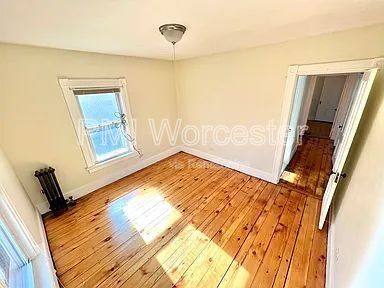 House for rent at 28 Wayne St, Worcester, MA 01603