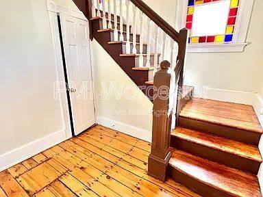 House for rent at 28 Wayne St, Worcester, MA 01603