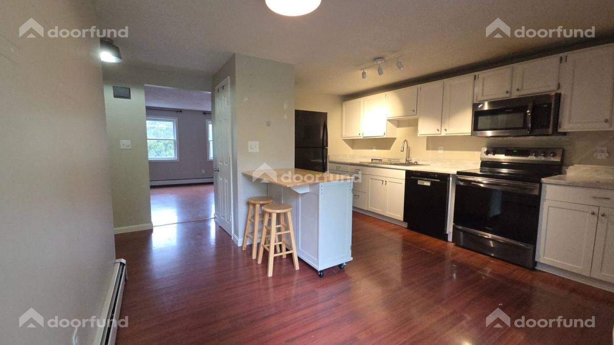Apartment for rent at 133 Green St #2, Athol, MA 01331