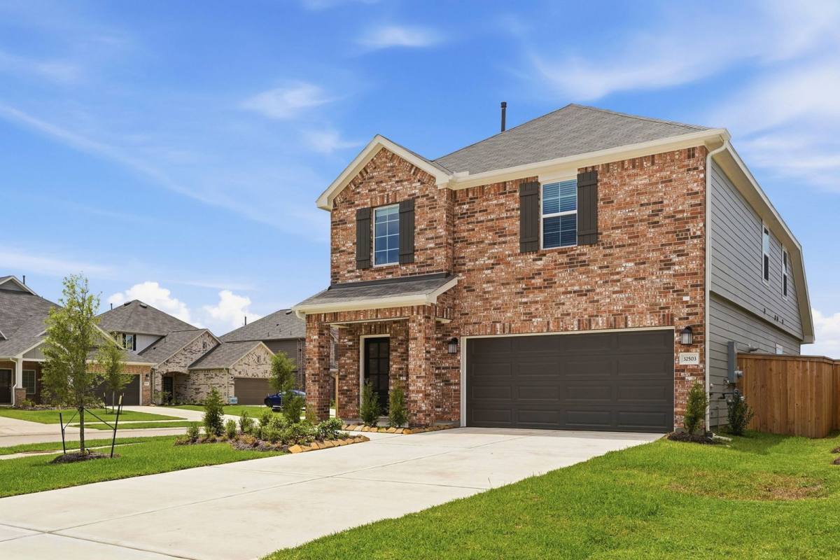 House for rent at 32503 Midsummer Dr, Fulshear, TX 77441