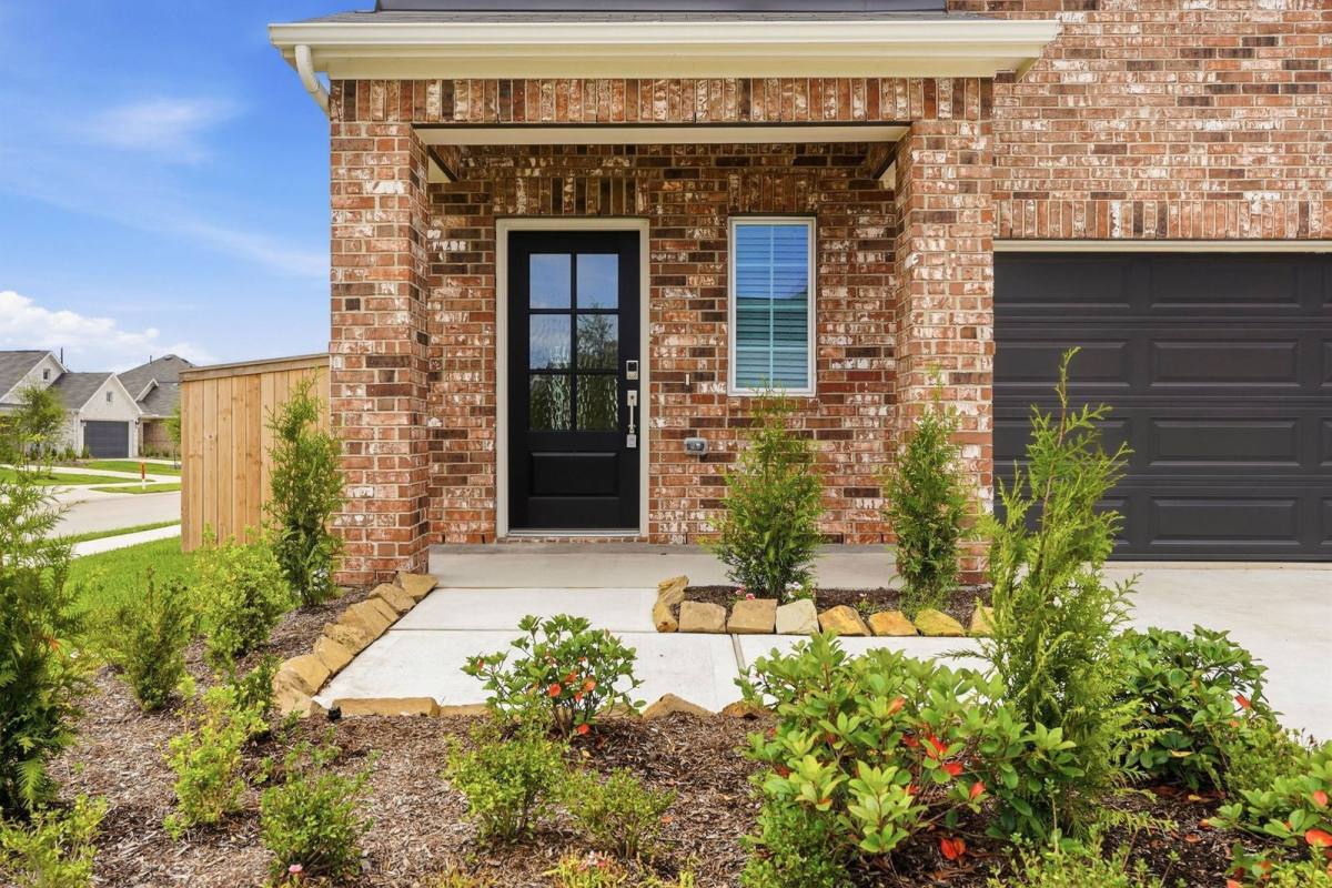 House for rent at 32503 Midsummer Dr, Fulshear, TX 77441