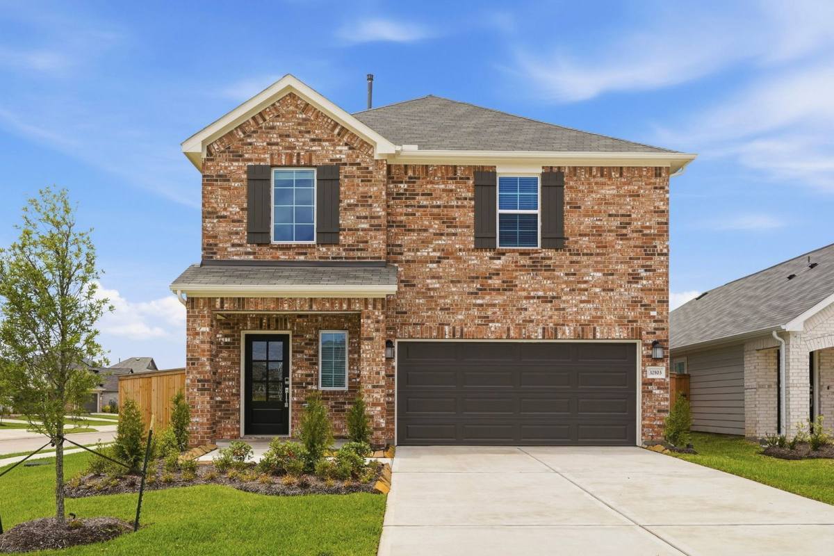 House for rent at 32503 Midsummer Dr, Fulshear, TX 77441