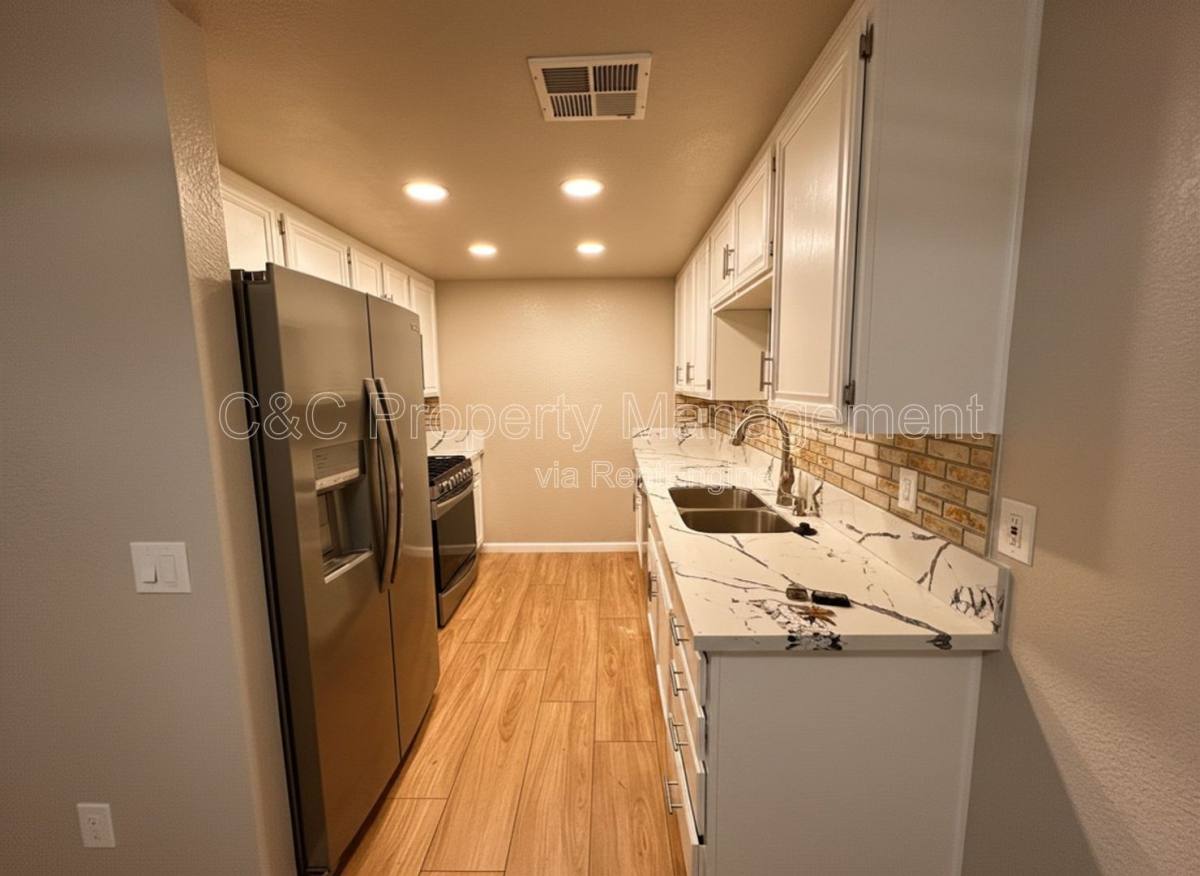 Condo for rent at 1380 W 48th St #116, San Bernardino, CA 92407