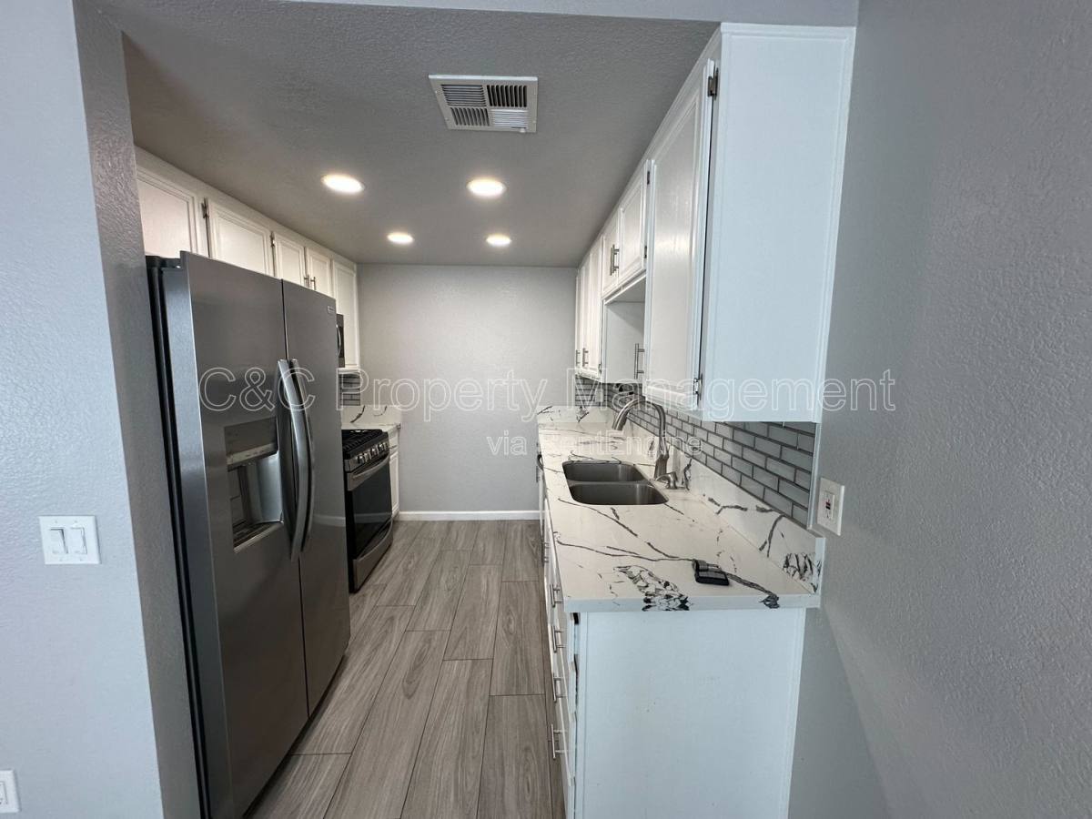 Condo for rent at 1380 W 48th St #116, San Bernardino, CA 92407