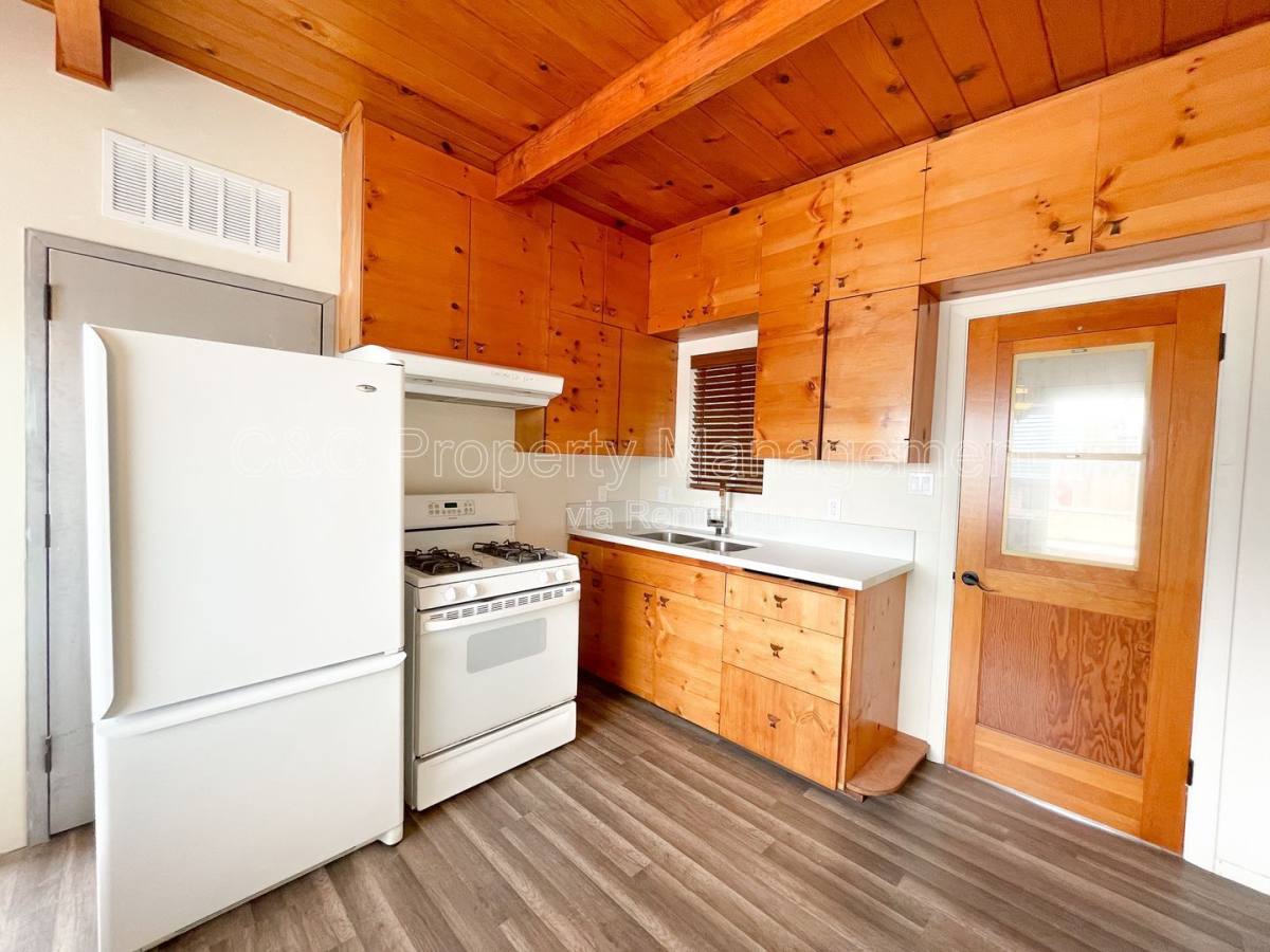 Apartment for rent at 1812 Luzern St #B, Seaside, CA 93955
