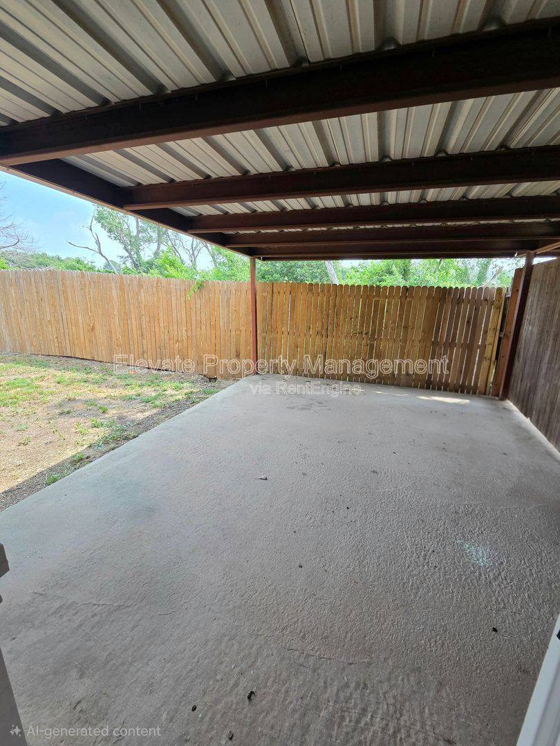 Apartment for rent at 530 Westwood Court, Oklahoma City, OK 73127