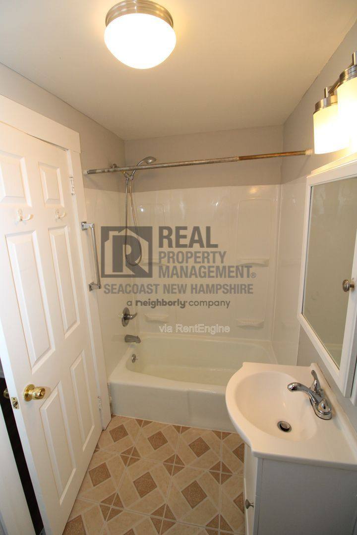 Apartment for rent at 45 Franklin St #45B, Somersworth, NH 03878