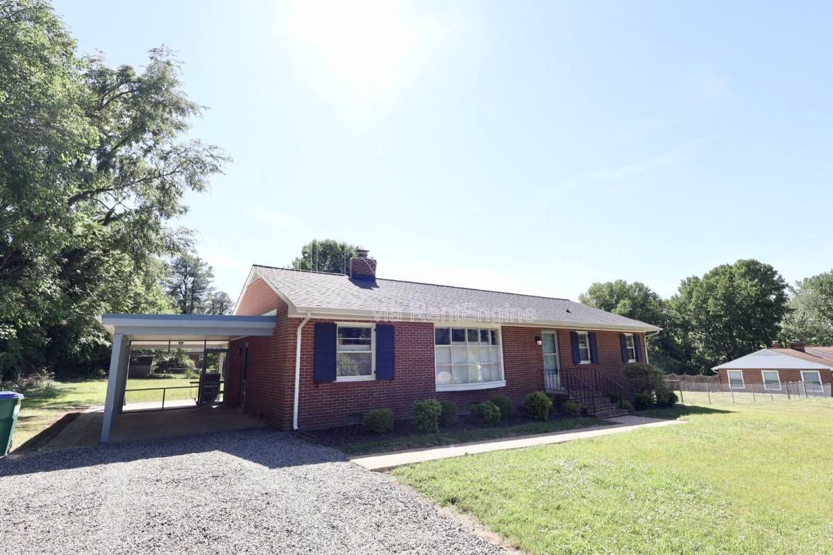 House for rent at 5913 Osoge Rd, Richmond, VA 23225