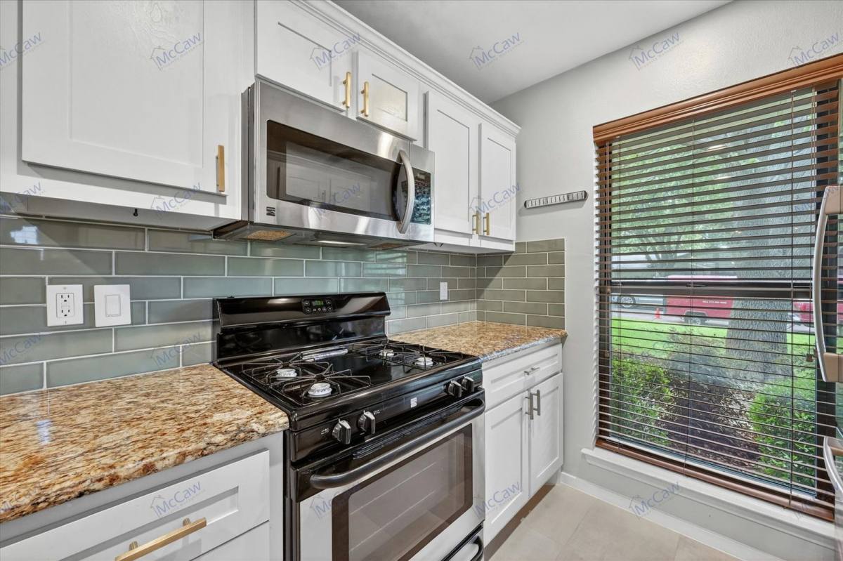 House for rent at 3827 Clubway Lane, Dallas, TX 75244