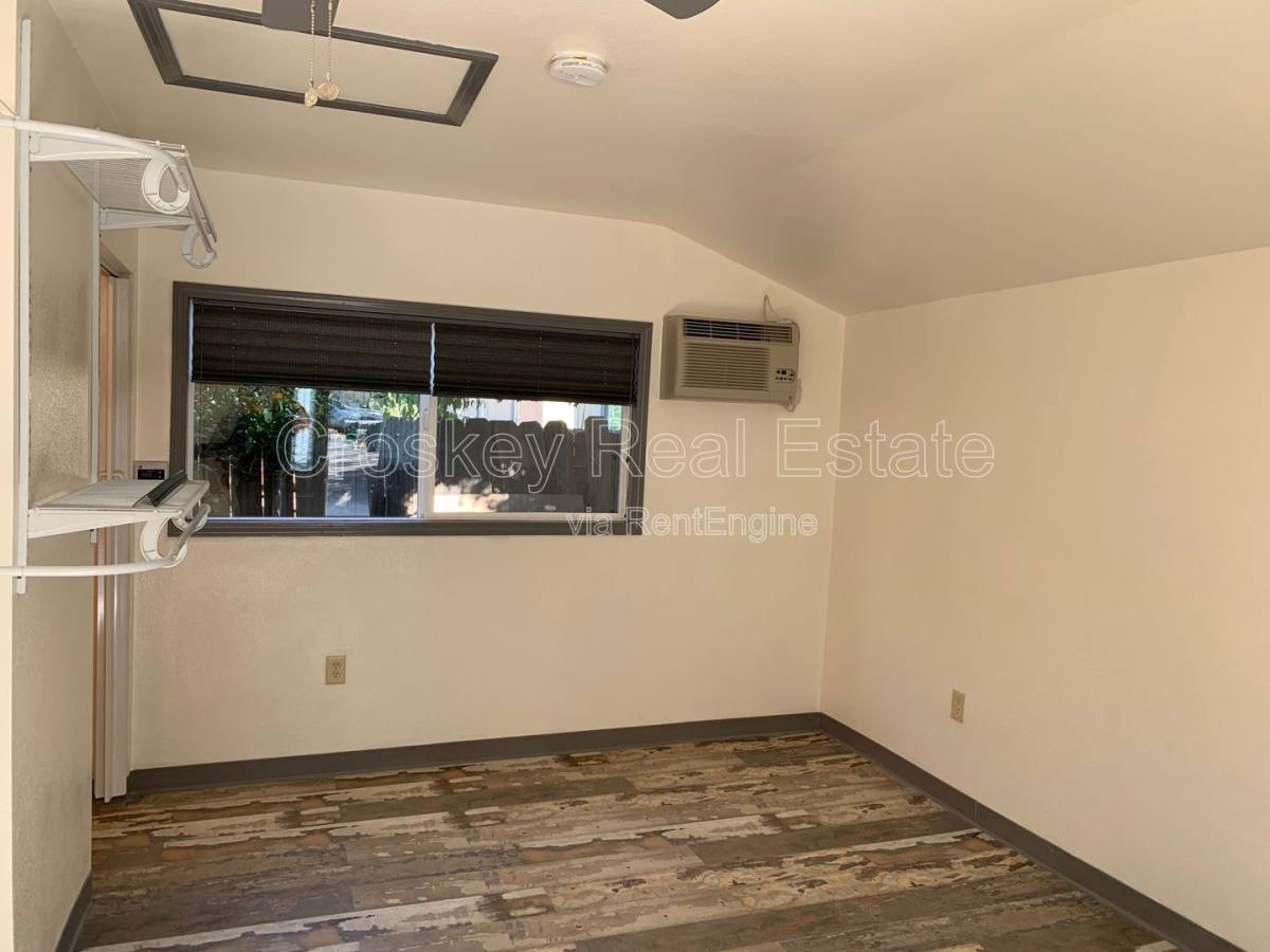 Apartment for rent at 671 Central Ave, Pittsburg, CA 94565