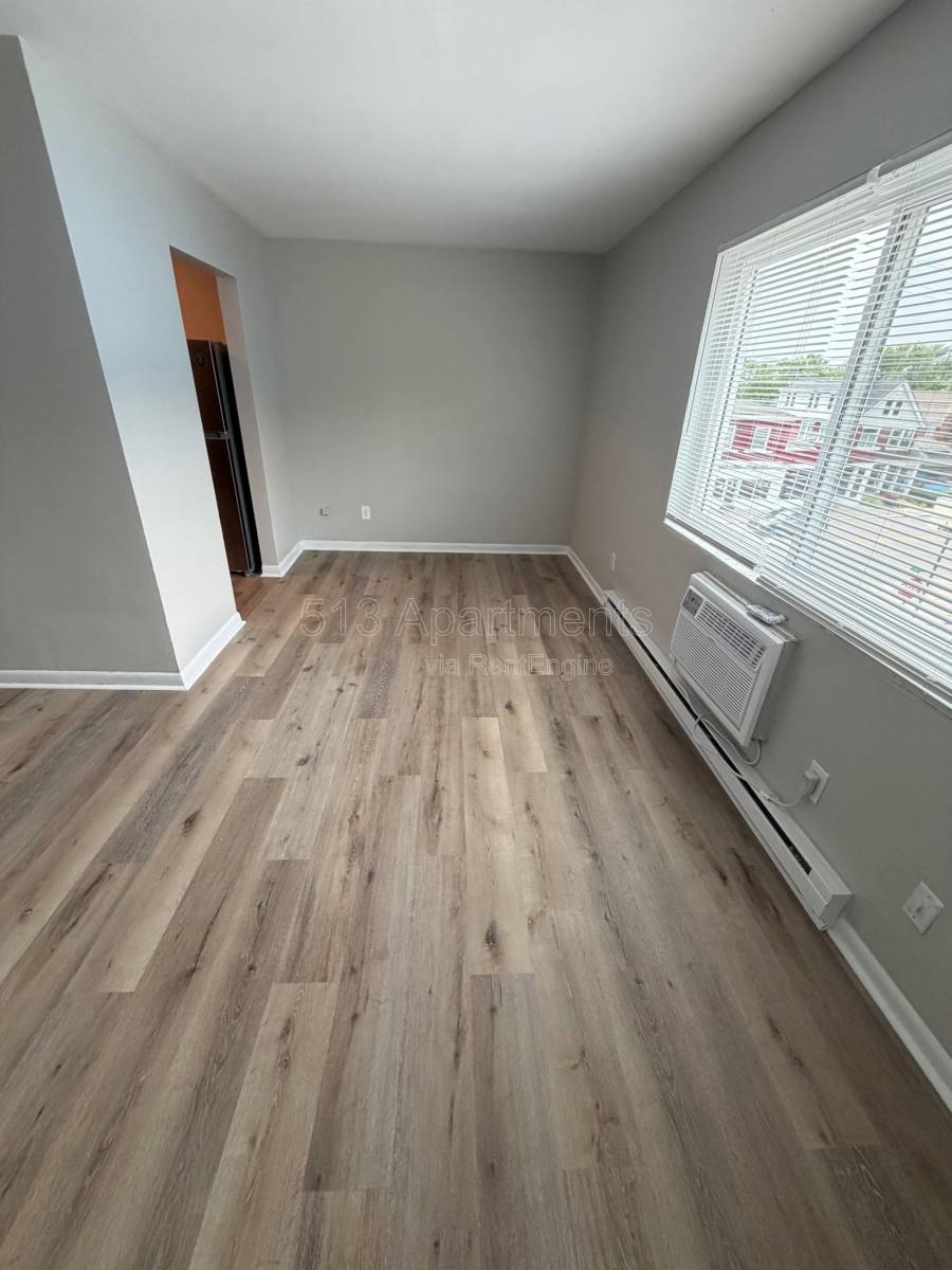 Apartment for rent at 5146 Carthage Ave #9, Cincinnati, OH 45212