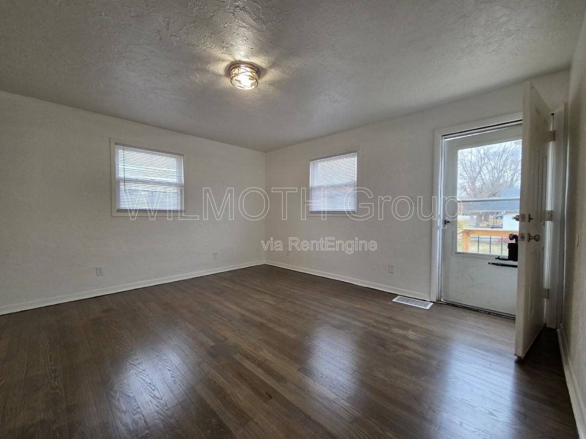 House for rent at 702 W 23rd St, Anderson, IN 46016