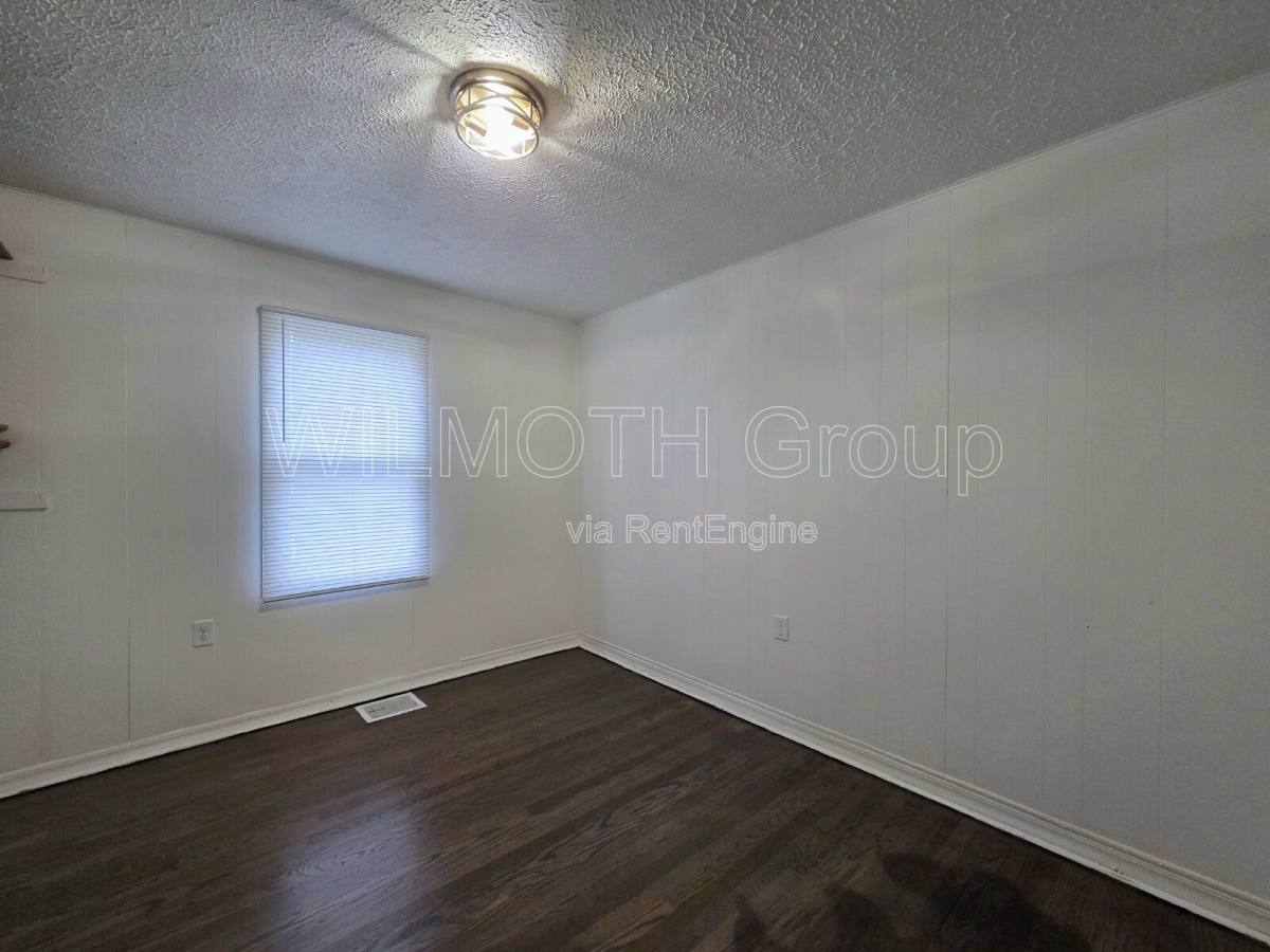 House for rent at 702 W 23rd St, Anderson, IN 46016