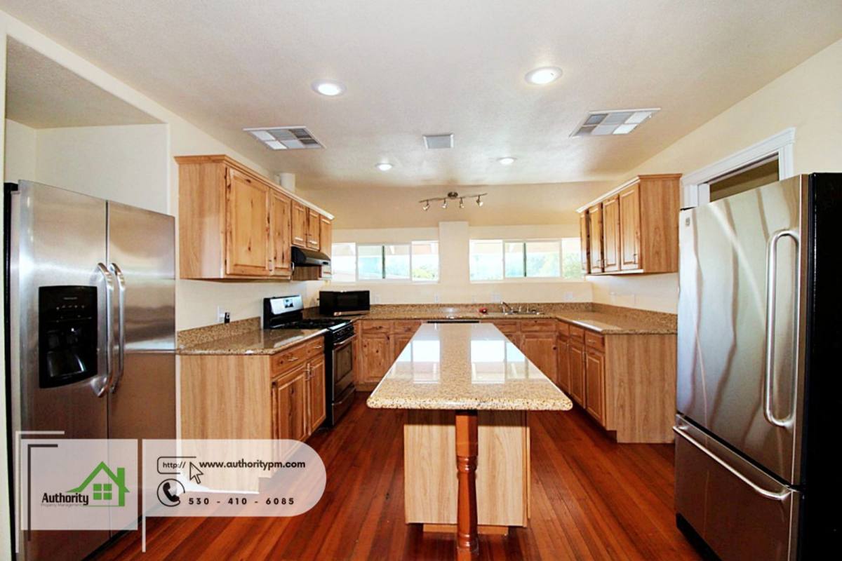 Apartment for rent at 2391 Placer St #C, Redding, CA 96001